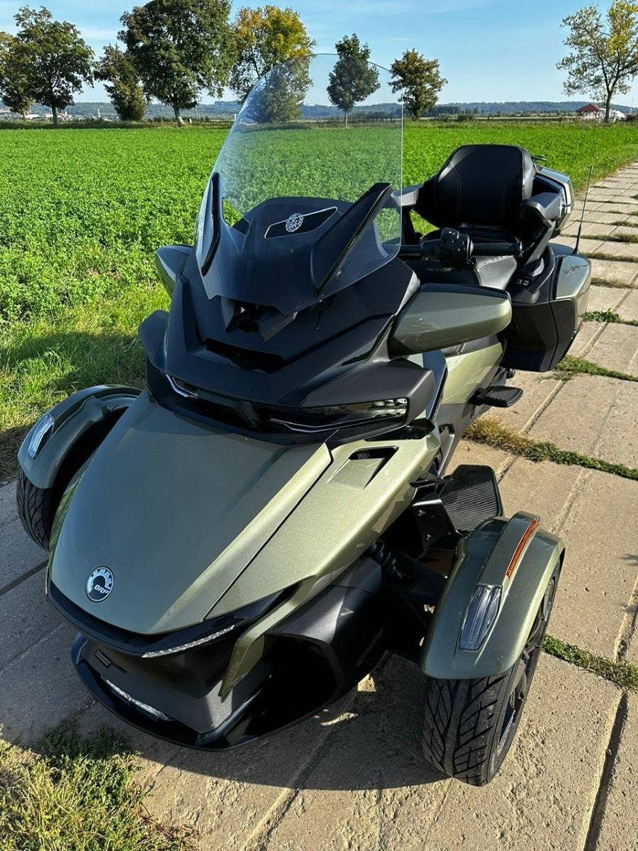 CAN AM Spyder RT LTD 1330 Sea to Sky 2021 719 000 Kč TipMoto