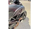 Klikněte pro detailní foto č. 10 - Ducati Diavel Carbon 1200