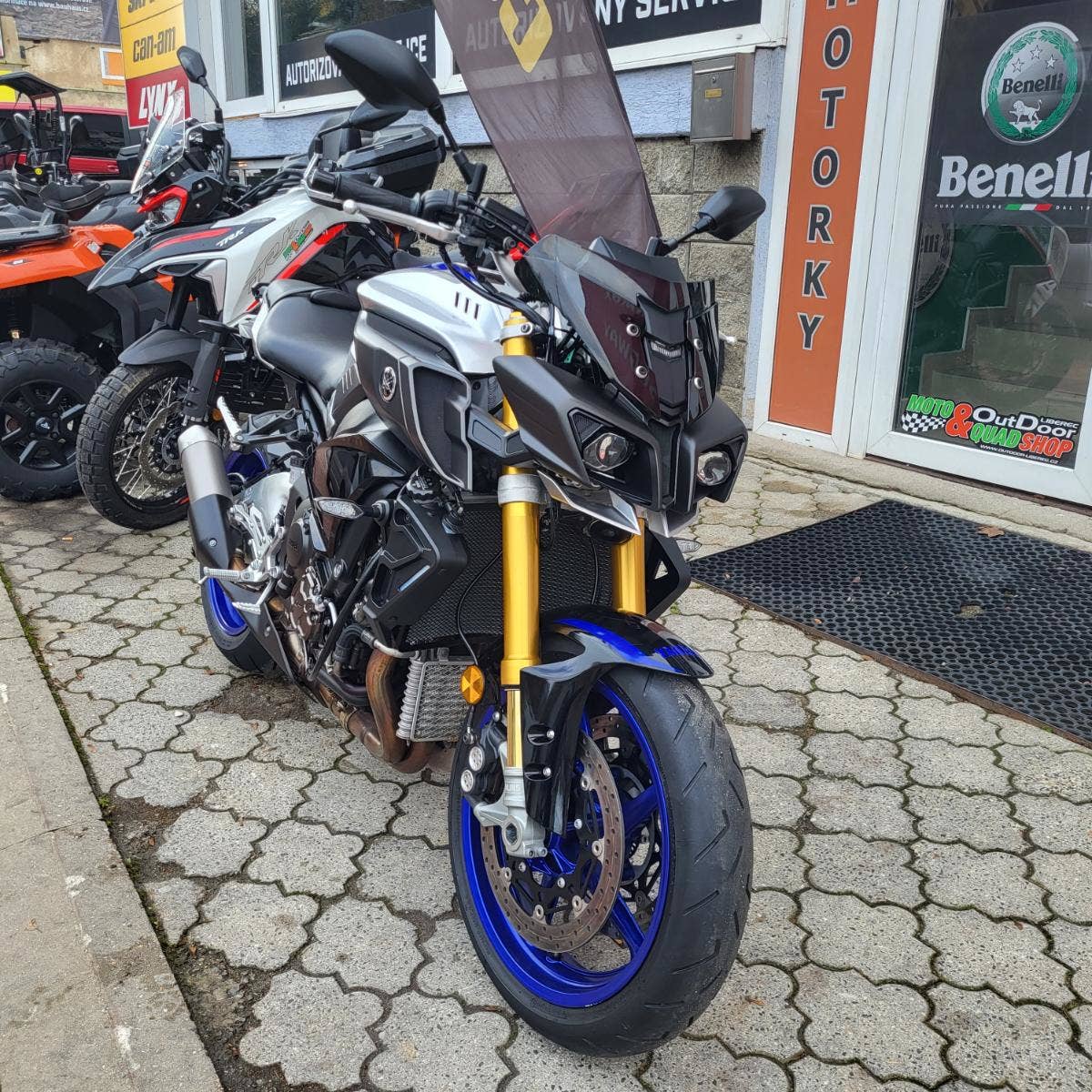 Yamaha Mt Sp Po Servisu Pneu K Tipmoto