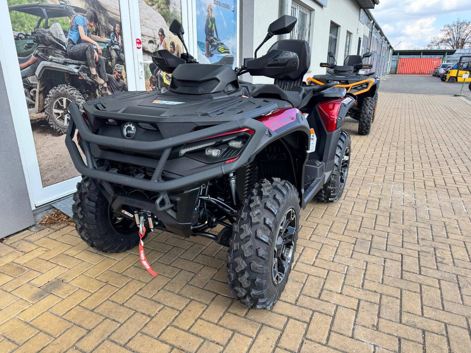 CAN AM Outlander Max XT T 850 ABS T3B SKLADEM NOVÁ 2025 449 000 Kč