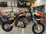 Klikněte pro detailní foto č. 2 - YCF Factory limited edition TRAVIS PASTRANA 199