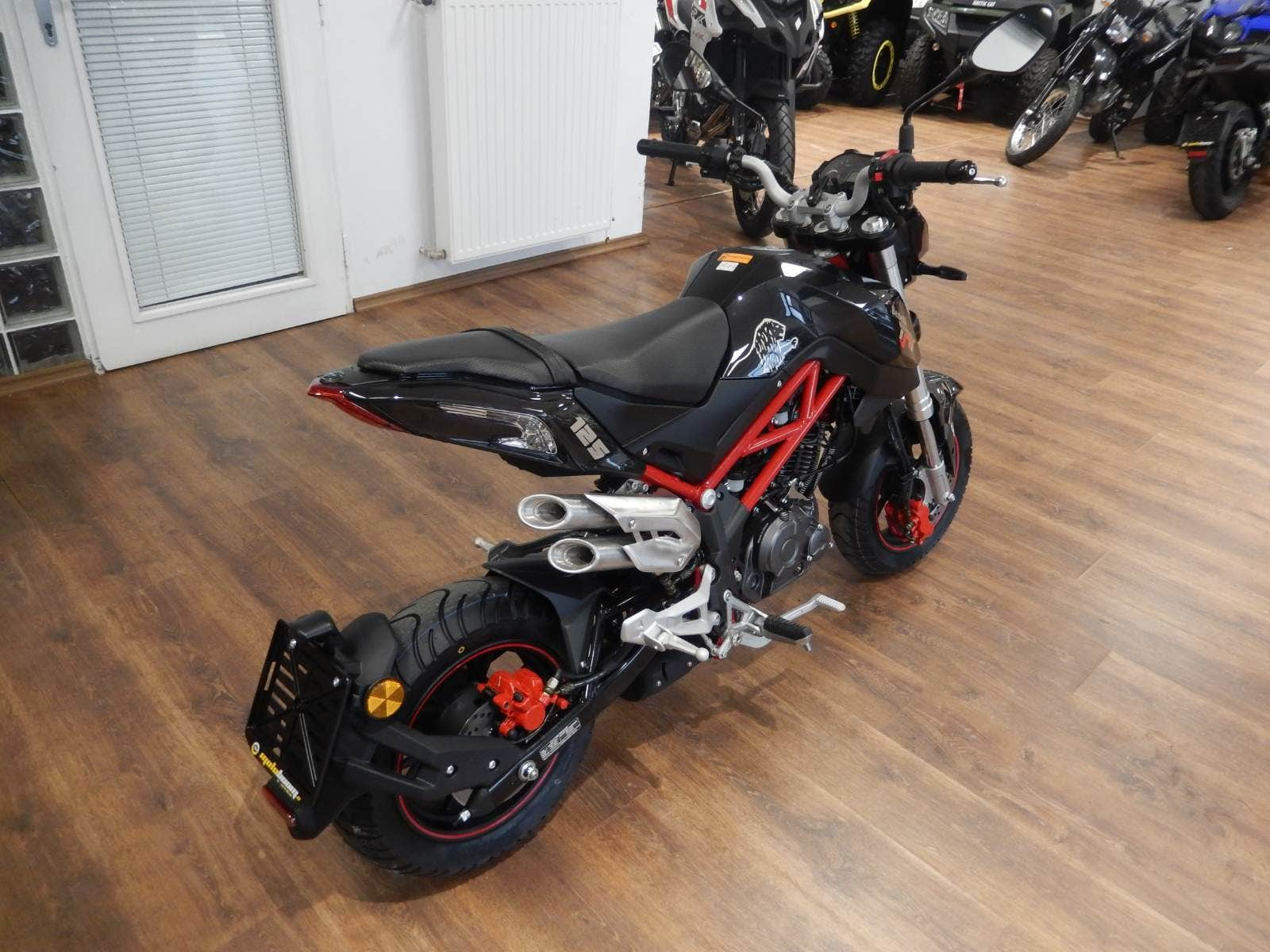 Benelli Tnt 125 NovÁ 2024 69990 Kč