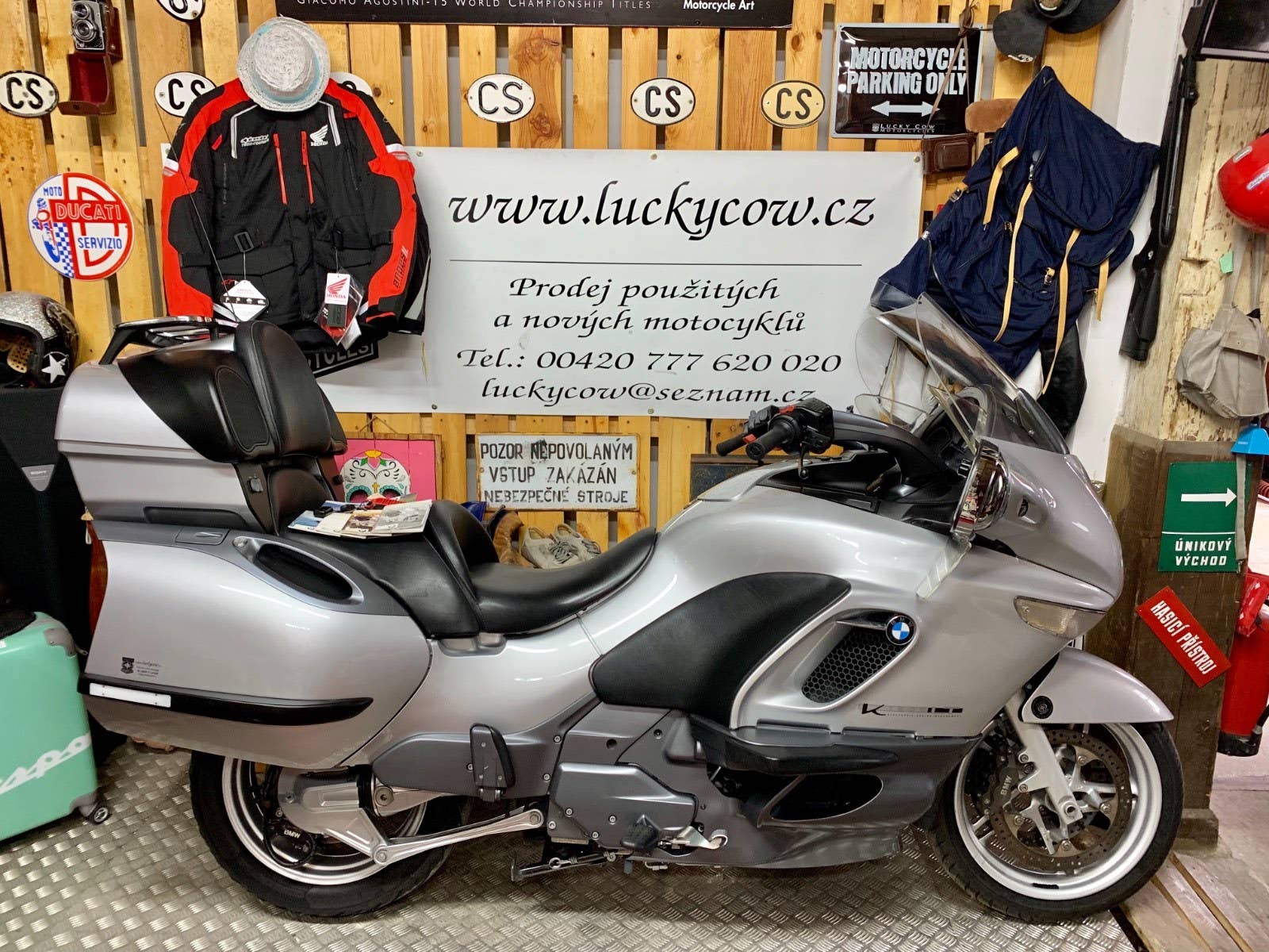 1200 lt