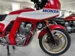 Klikněte pro detailní foto č. 3 - Honda CB 900 F Bol d`Or