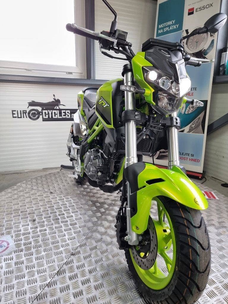 Benelli Tnt 125 Limited Edition NovÁ 2024 69990 Kč