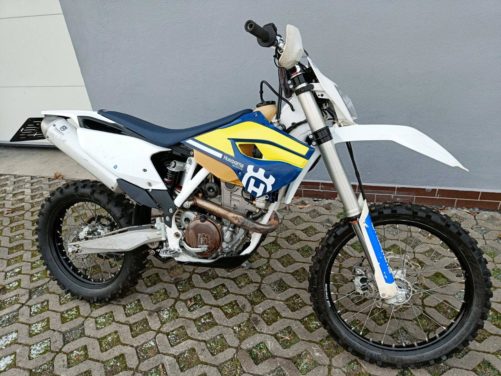 Husqvarna FE 350 (2016), 114.990 Kč