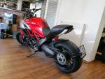 Klikněte pro detailní foto č. 3 - Ducati Diavel Carbon ABS