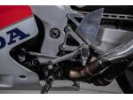 Klikněte pro detailní foto č. 9 - Honda RC 30