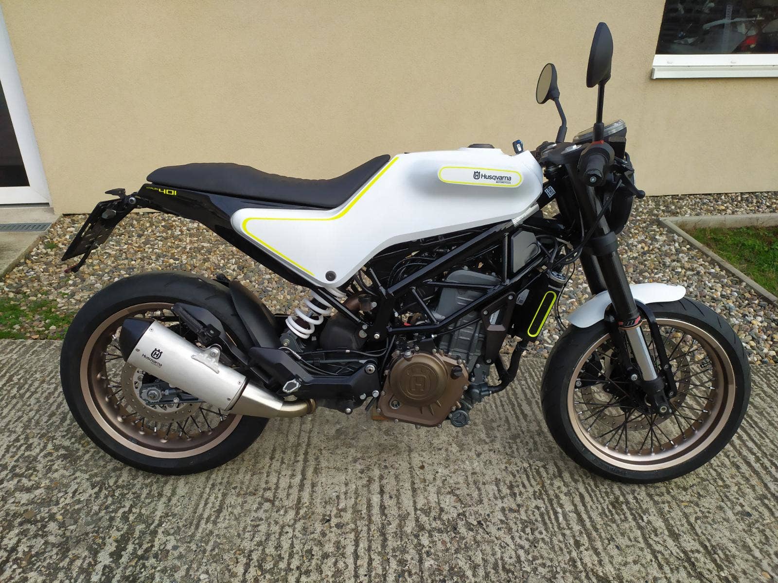 Husqvarna Vitpilen 401 (2018), 105.000 Kč