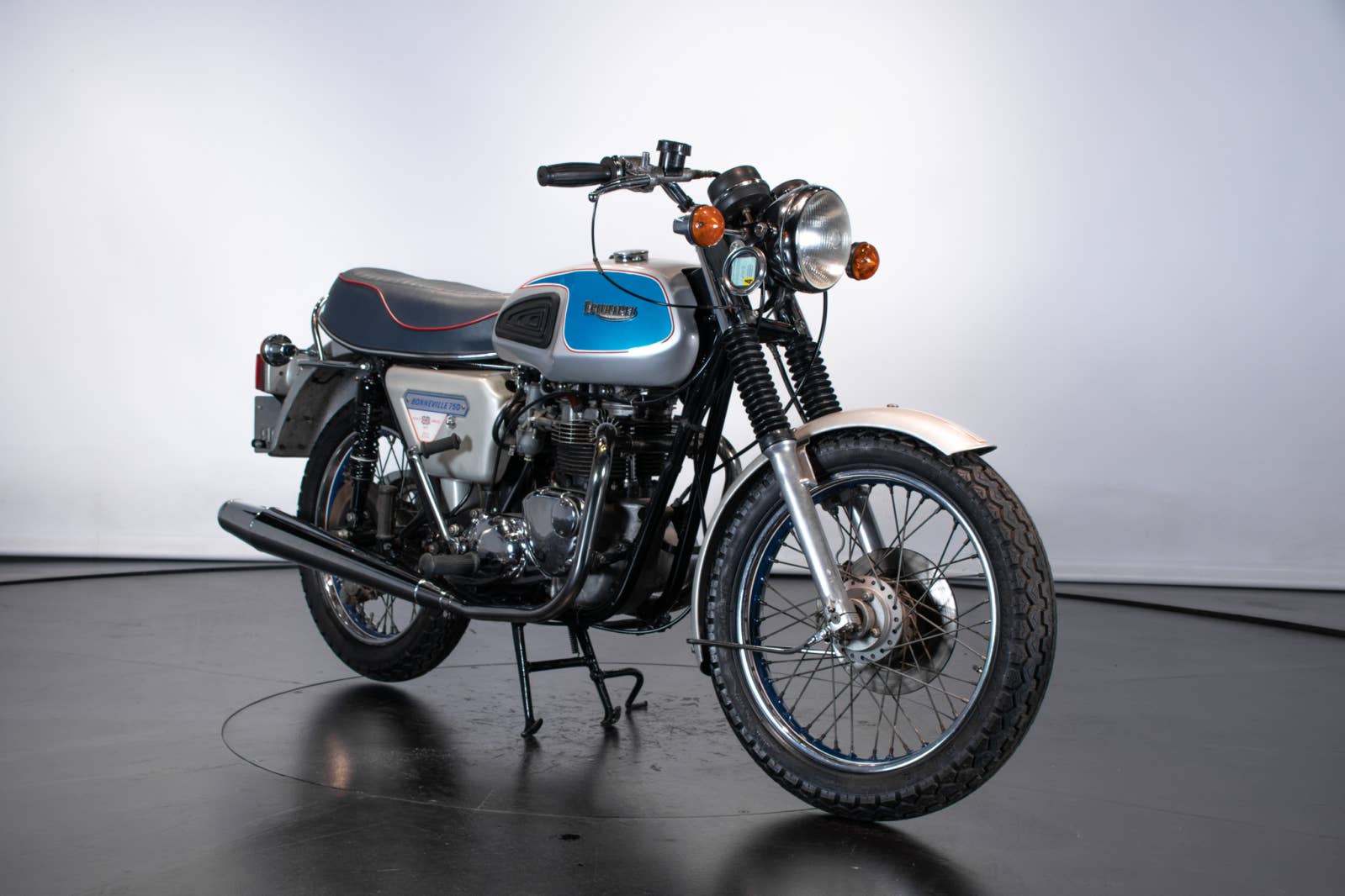 Triumph Bonneville Silver Jubilee (1977), 17.500 € - TipMoto.com