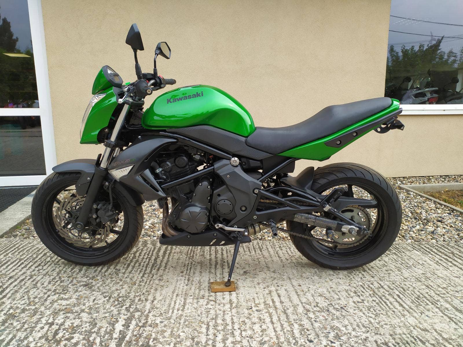 Kawasaki ER-6n (2010), 79.000 Kč - TipMoto.com