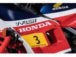 Klikněte pro detailní foto č. 6 - Honda VF 500