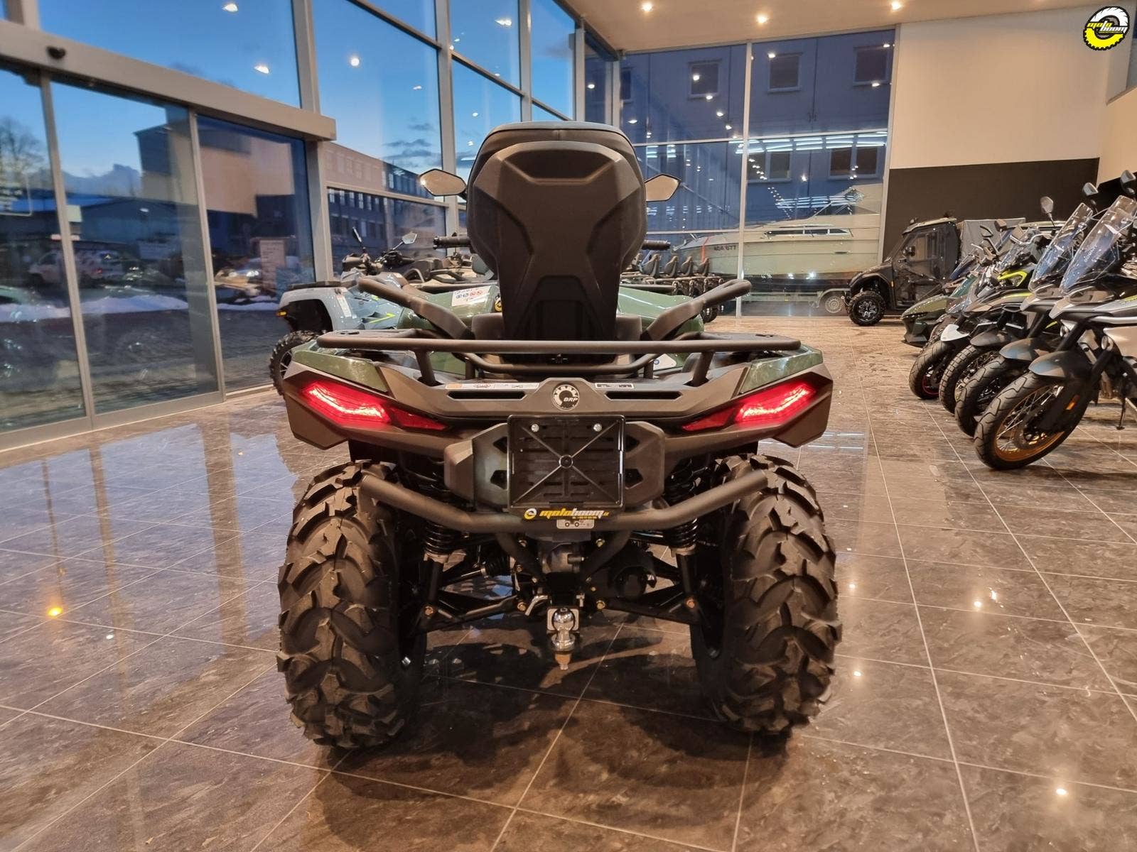 CANAM OUTLANDER MAX PRO XU HD7 T MY2025 (NOVÁ, 2025), 351.000 Kč