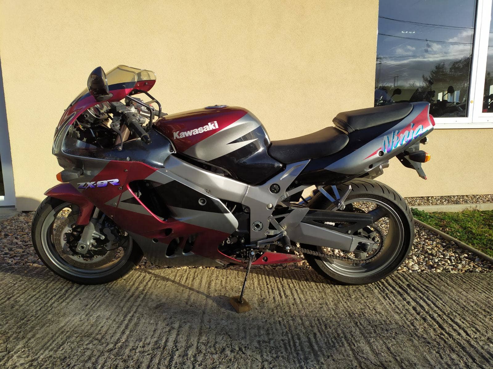 Kawasaki ZX-9R Ninja (1995), 49.000 Kč - TipMoto.com