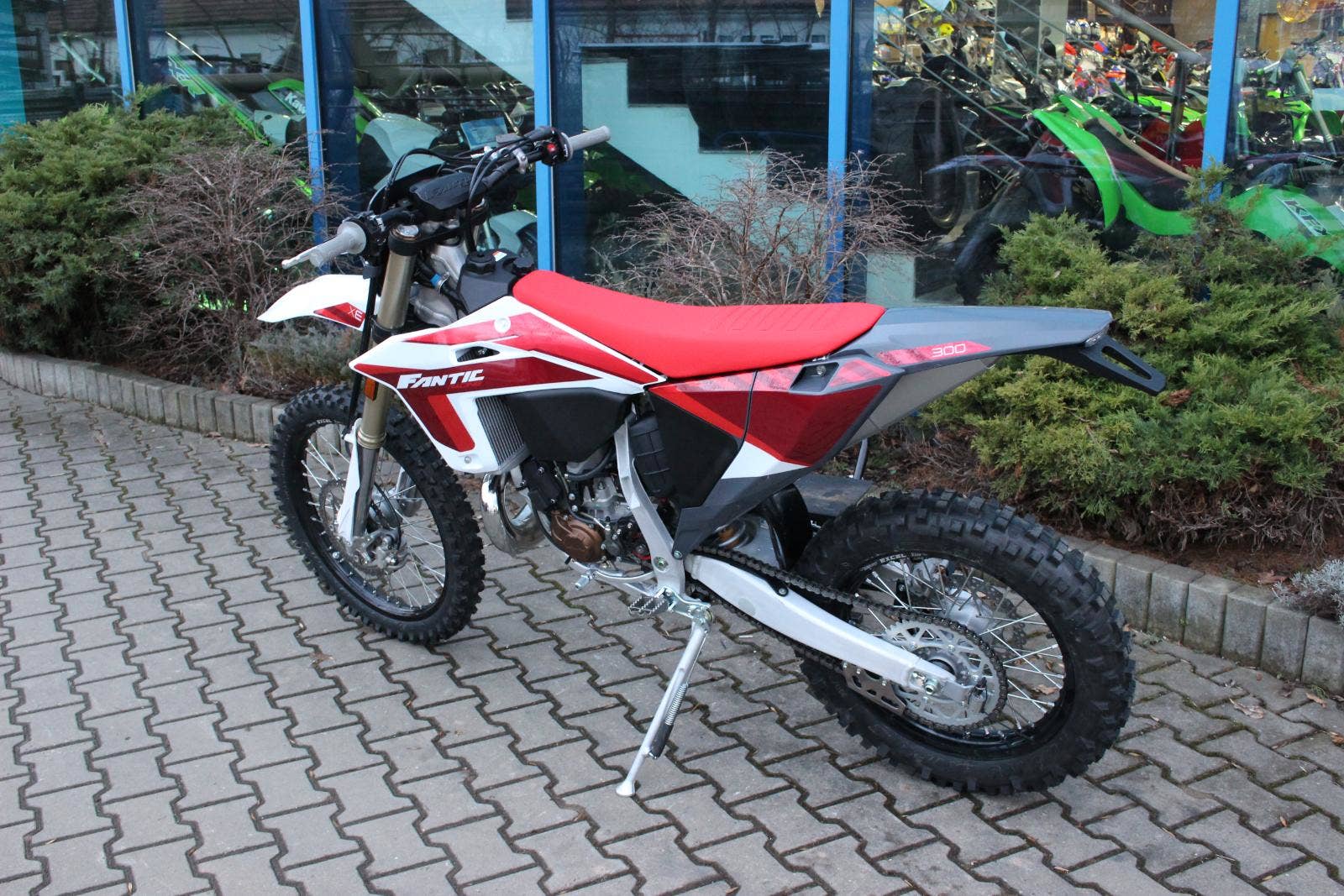 Fantic XE 300 2T INJECTION NOVINKA 2024 VČ HOMOLOGACE (NOVÁ, 2024