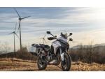 Klikněte pro detailní foto č. 4 - Ducati Multistrada V4 S šedo/bílá - drátěná kola