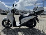 Klikněte pro detailní foto č. 4 - Honda SH 125i ABS s el. kufrem Honda 35L
