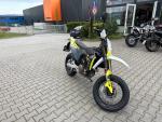 Klikněte pro detailní foto č. 2 - Husqvarna 701 Supermoto