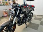 Klikněte pro detailní foto č. 4 - Honda CB 300 R = A2 / STK na 4 roky