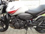 Klikněte pro detailní foto č. 3 - Honda CB 600 F Hornet