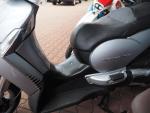 Klikněte pro detailní foto č. 4 - Aprilia Scarabeo 400