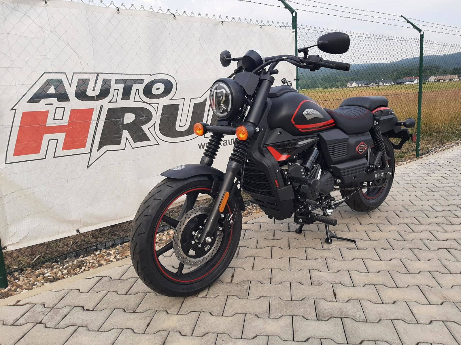 UM Motorcycles UM Renegade Vegas 300 (NOVÁ, 2024), Kč