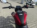 Klikněte pro detailní foto č. 6 - Honda CB 300 R