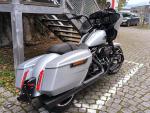 Klikněte pro detailní foto č. 3 - Harley-Davidson FLTRX Road Glide 117 - 1920 ccm 4 ROKY ZÁRUKA