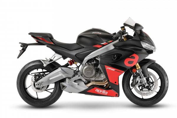 aprilia rs 660 black