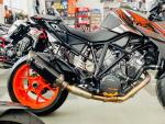 Klikněte pro detailní foto č. 5 - KTM 1290 Super Duke R = AKRAPOVIČ / QUICKSHIFTER+/ VÝBAVA ZA 45.000