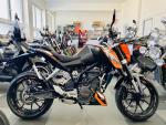 Klikněte pro detailní foto č. 2 - KTM 200 Duke = pro A2 / STK NA 4 ROKY / PŘIHLÁŠENÍ V CENĚ