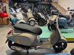 Klikněte pro detailní foto č. 2 - Vespa Primavera 125 S FL béžová