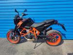 Klikněte pro detailní foto č. 2 - KTM 690 Duke R (2015)  TOP stav, v TP 35kW - A2