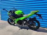 Klikněte pro detailní foto č. 3 - Kawasaki Ninja 400 (2020) 7 tis.km, nádherná, 35kW- řp. A2