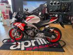 Klikněte pro detailní foto č. 4 - Aprilia Tuono 660 Factory Speed White