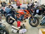 Klikněte pro detailní foto č. 2 - KTM 1290 Super Duke R = SPARK / SOFT / VÝBAVA ZA 50.000