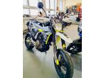 Klikněte pro detailní foto č. 3 - Husqvarna 701 Supermoto = TOP STAV