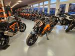 Klikněte pro detailní foto č. 2 - KTM 1290 SUPER DUKE R, orange 2021