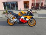 Klikněte pro detailní foto č. 3 - Honda CBR 954 RR