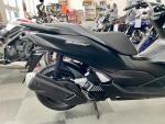 Klikněte pro detailní foto č. 4 - Honda PCX 125 = BEZKLÍČOVÉ ZAPALOVÁNÍ/ STK NA 4 ROKY