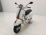 Klikněte pro detailní foto č. 5 - Vespa GTS 300 Super Sport Bianco Innocente