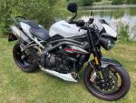 Klikněte pro detailní foto č. 1 - Triumph Speed Triple RS