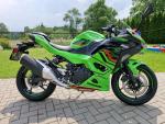 Klikněte pro detailní foto č. 4 - Kawasaki Ninja 500 SE nový model 2024