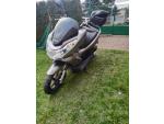 Klikněte pro detailní foto č. 7 - Honda PCX 125 (2011) kufr, po kompletním servisu