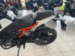 Klikněte pro detailní foto č. 12 - KTM 125 Duke 2019 14tkm serviska, bez DPH 74379,-