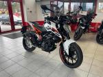 Klikněte pro detailní foto č. 2 - KTM 125 Duke 2019 14tkm serviska, bez DPH 74379,-