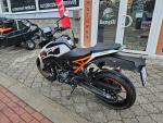 Klikněte pro detailní foto č. 4 - KTM 125 Duke, po servisu, původ ČR, padací rám, 1. majitel