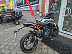 Klikněte pro detailní foto č. 11 - KTM 125 Duke, po servisu, původ ČR, padací rám, 1. majitel