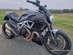 Klikněte pro detailní foto č. 1 - Ducati Diavel Carbon