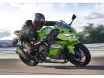 Klikněte pro detailní foto č. 4 - Kawasaki Ninja ZX-4RR